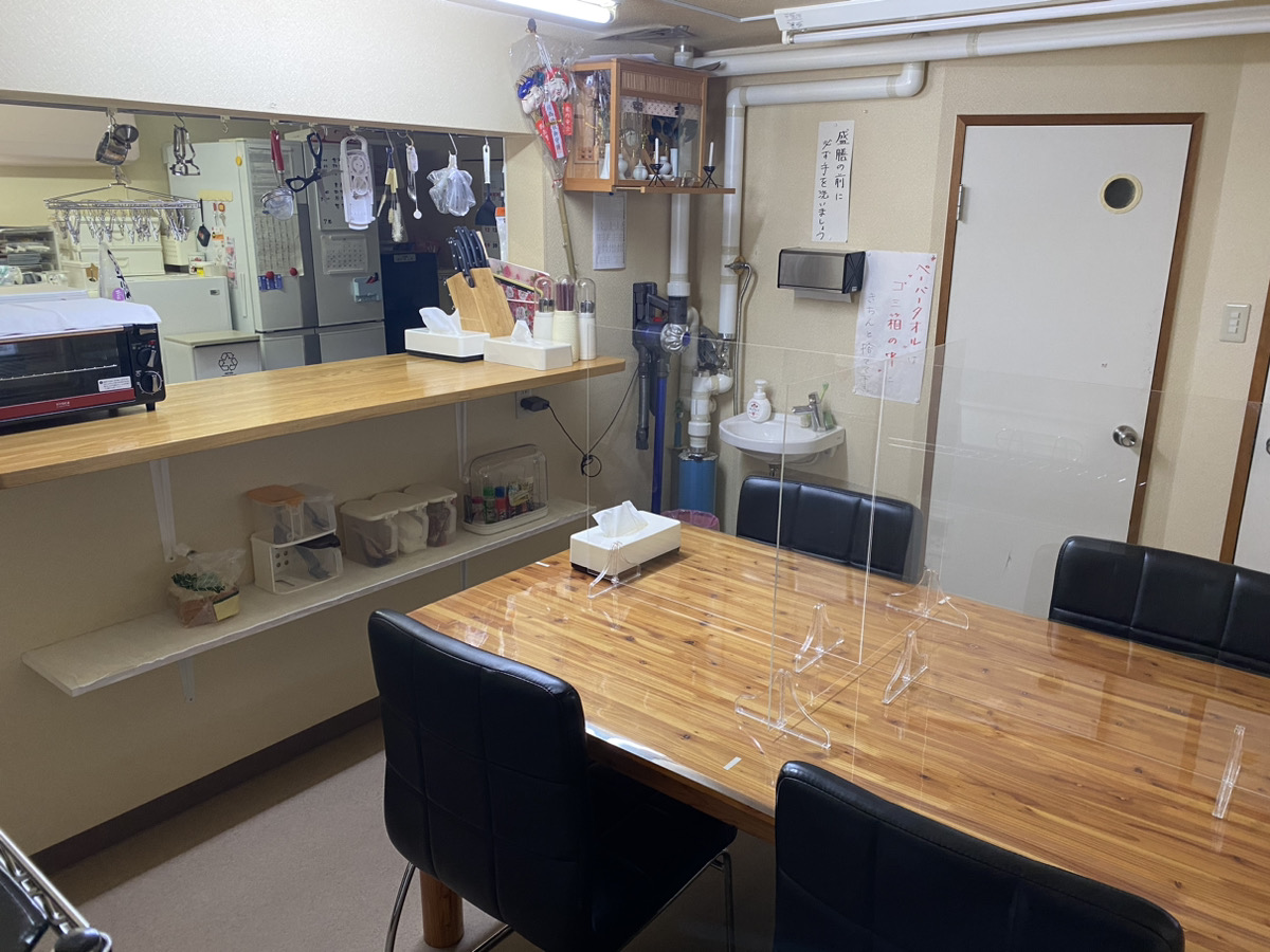 食堂画像